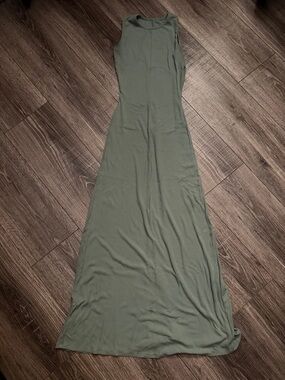 Sleeveless Olive Green Maxi Dress - Classic A-Line Style
